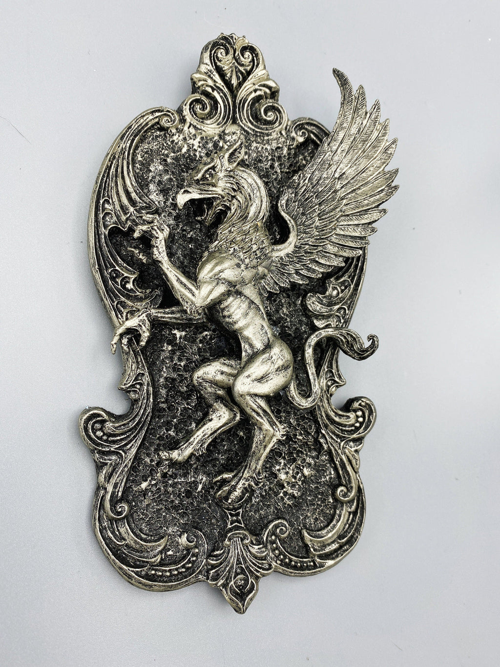 Medieval Griffin Wall Plaque, Hand Painted Resin | Fantasy Creature Wall Art | Classical Gryphon Plaque for Gothic Fantasy Home Decor