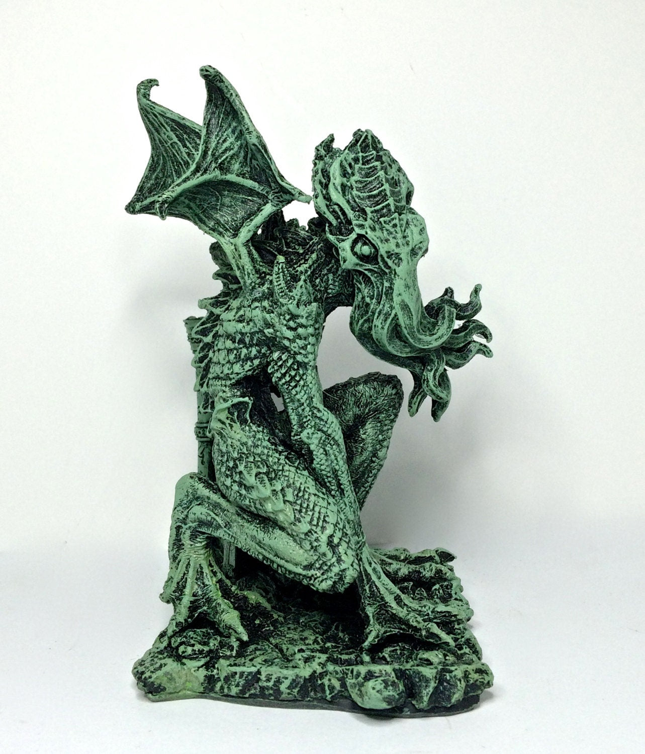H.P. Lovecraft’s Cthulhu Rising Statue, Half Scale Sculpture | Cthulhu Mythos Monster Figurine | Lovecraftian Horror Decor and Gamer Gift
