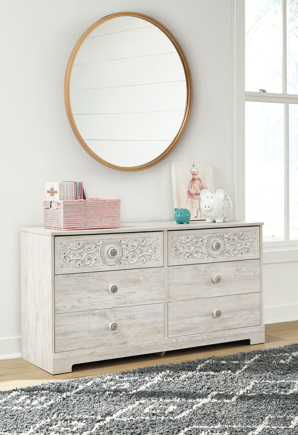 Paxberry - Six Drawer Dresser - Weatherworn - Whitewash
