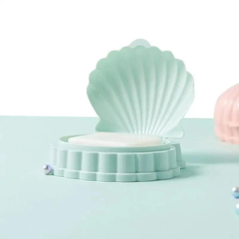 Creative Portable Shell Shape Soap Box Bathroom Drain Soap Holder Travel Soap Protect Case Bathroom Accessories Soap Dish Container with Lid with Drainer Seashell Soap Box Portable Soap Bar Holder Soap Tray Soap Saver Box Case For Home Travel