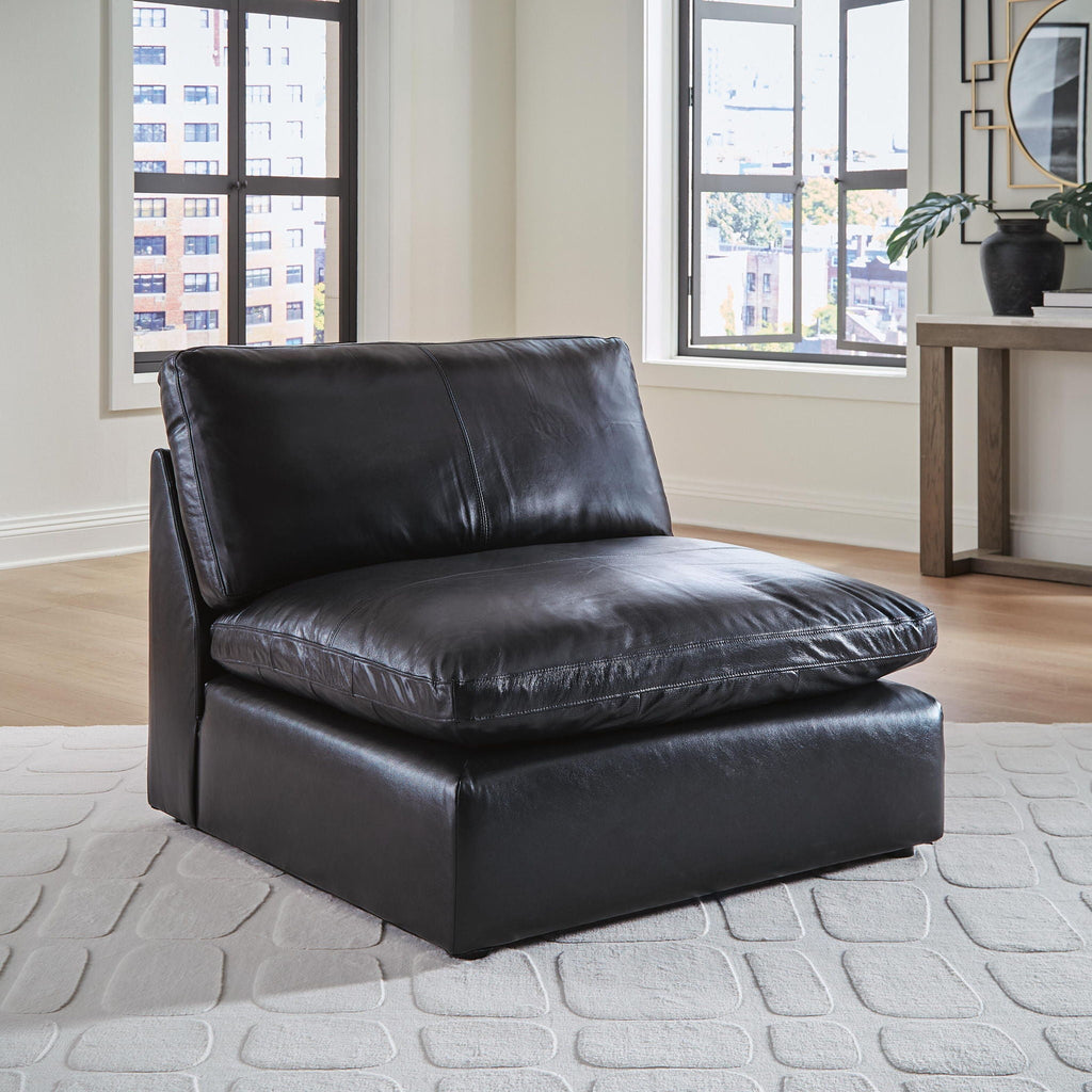 Emilia - Sectional