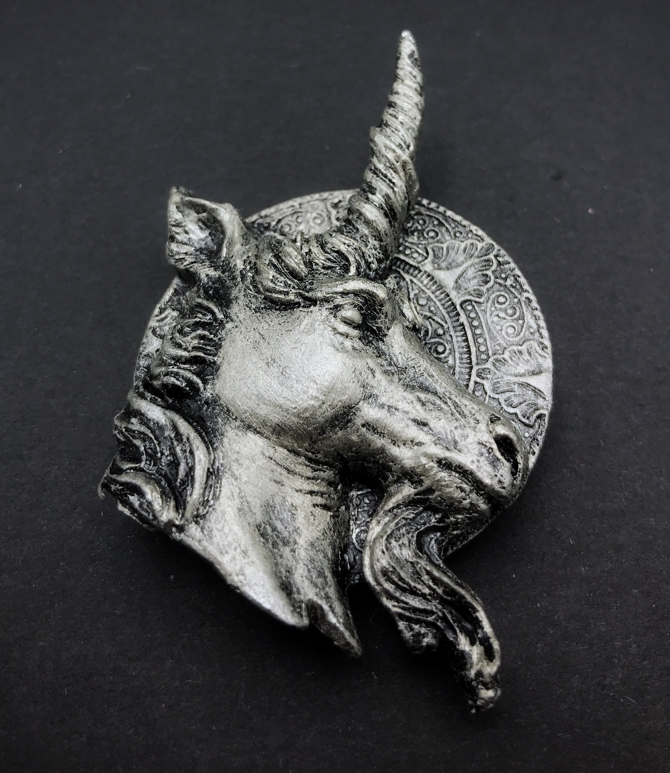Unicorn Magnet, Hand Painted Resin Sculpture | Mythic Fantasy Decor | Legendary Unicorn Magnet for Fantasy and Gothic Decor