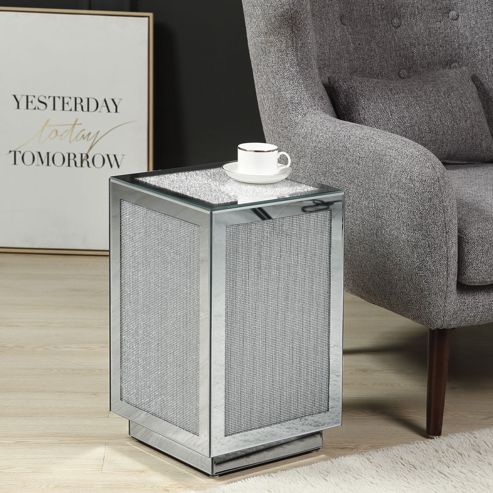 Noralie - 20" Accent Table - Mirrored, Faux Diamonds