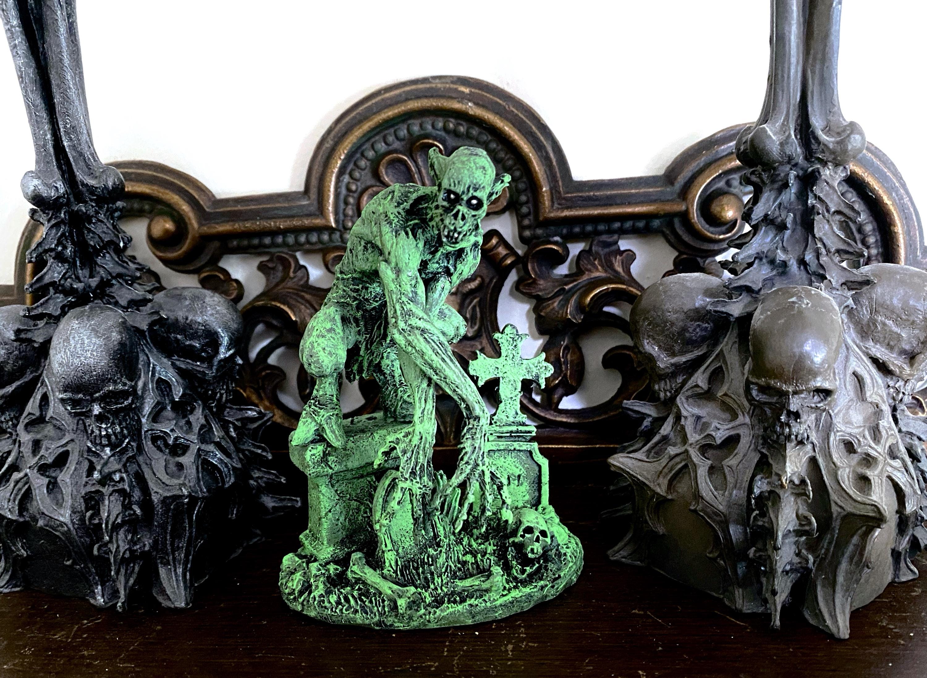 H.P. Lovecraft’s Ghoul Statue, Hand Painted Sculpture | Cthulhu Mythos Monster Figurine | Lovecraftian Horror Decor and Gamer Gift