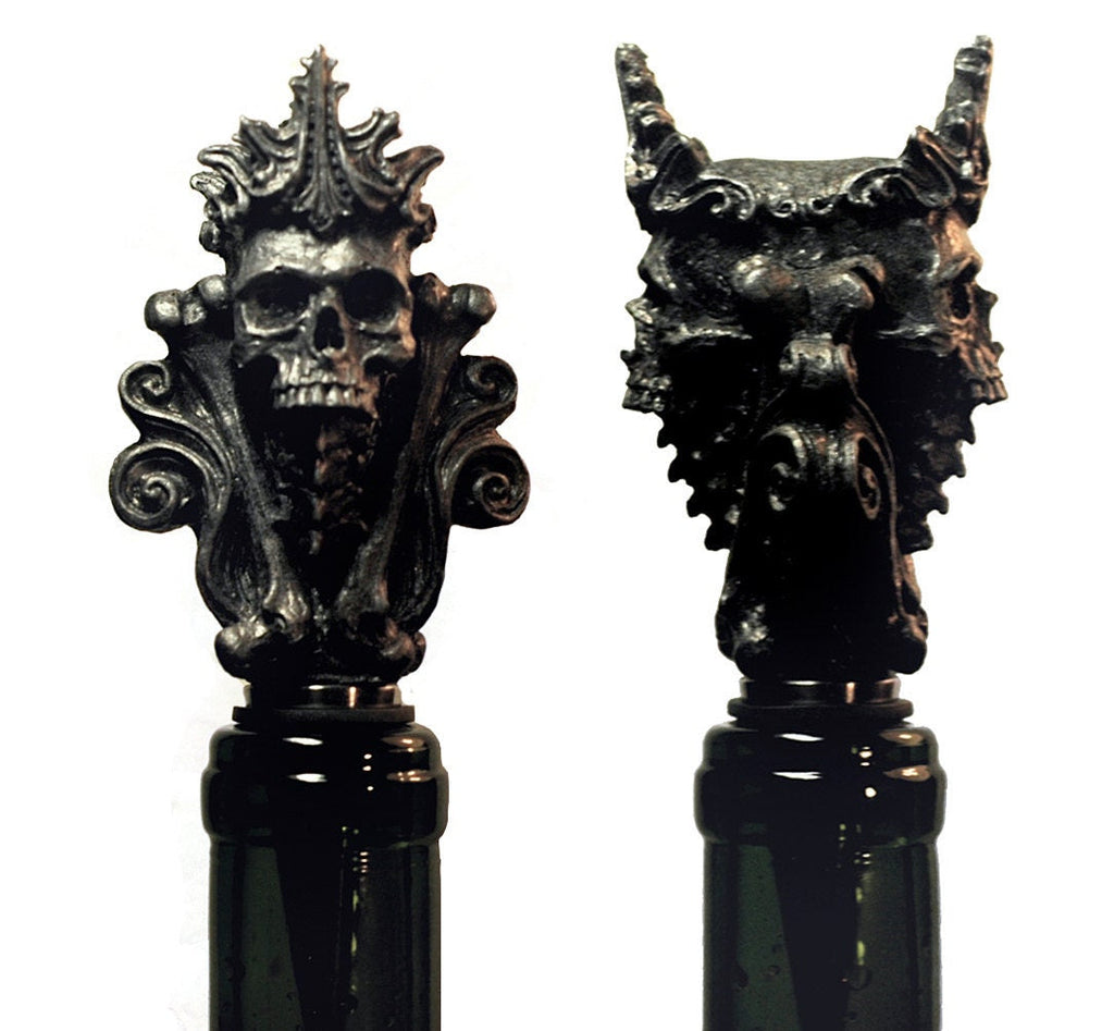 Crowned Skull Winestopper, Hand Painted Resin | Gothic Skull Barware |Spooky Skull Art Bottle Stopper, |Fantasy Gothic Wine and Barware Gift
