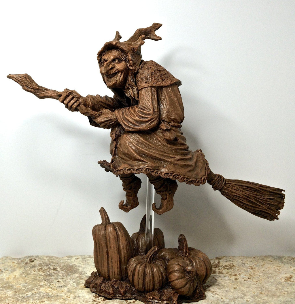 La Befana the Witch Statue, Hand Painted Resin Sculpture | Rustic Folklore Crone Figurine | Spooky Home Decor for Halloween Dark Christmas
