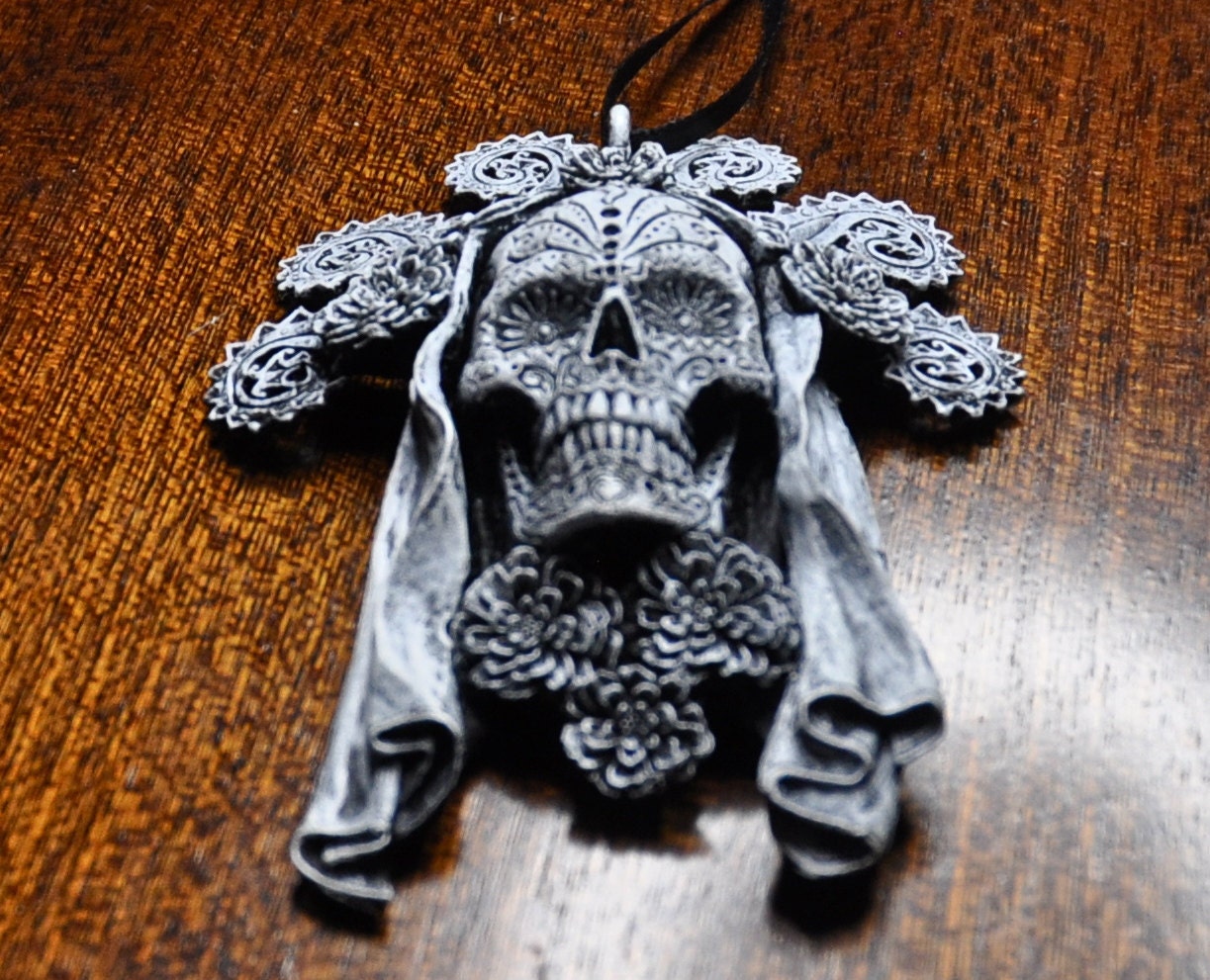 Dia de los Muertos Ornament, Hand Painted Resin | Mexican Gothic Decor |  Spooky Day of the Dead Skull Ornament for Gothic Holiday Decor