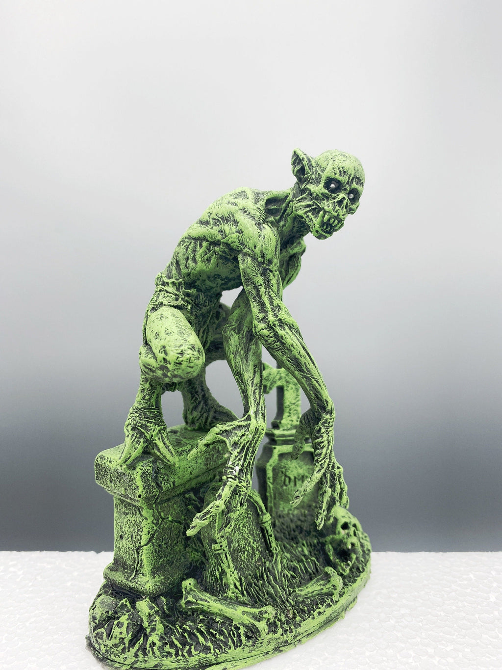 H.P. Lovecraft’s Ghoul Statue, Hand Painted Sculpture | Cthulhu Mythos Monster Figurine | Lovecraftian Horror Decor and Gamer Gift