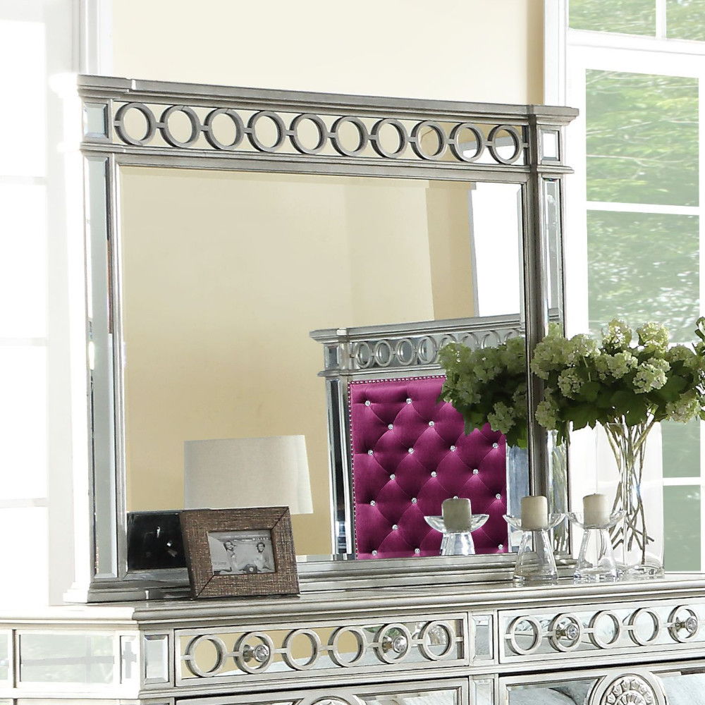 Varian - Mirror - Mirrored