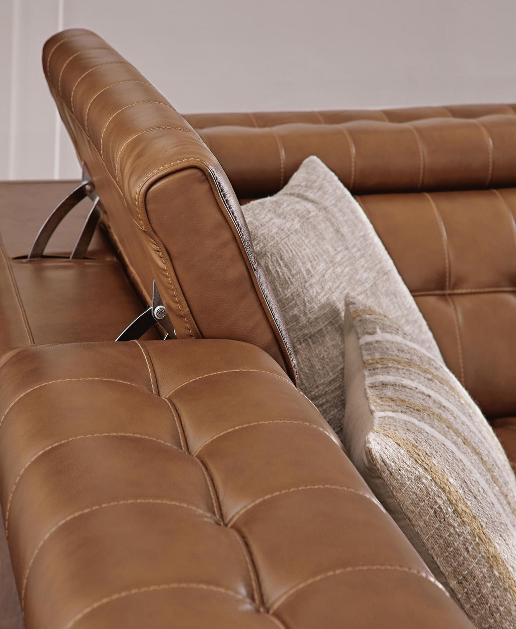 Temmpton - Power Reclining Sectional