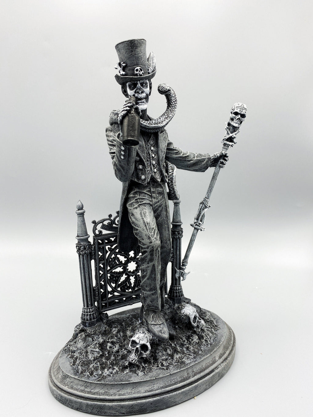 Baron Samedi, Voodoo Loa of Death Statue, Hand Painted Resin Sculpture | Legendary Voodoo Figurine | Gothic Altar Statue for Witchy Decor