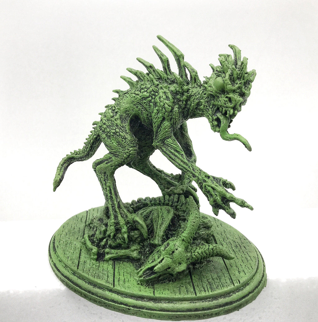 Chupacabra Statue, Hand Painted Resin Sculpture |Cryptozoology Creature Figurine |Urban Legend Chupacabra Monster Figurine, Horror Art Decor