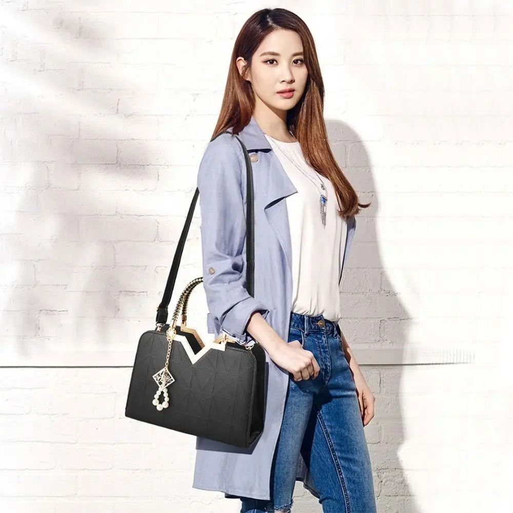 Eye-Catching Snow White Female Bag For Ladies With Phone Pocket Zipper Leather Bag For Women Shoulder Crossbody Bags