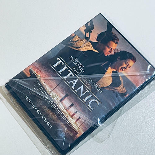 USED - Titanic (digitally remastered)