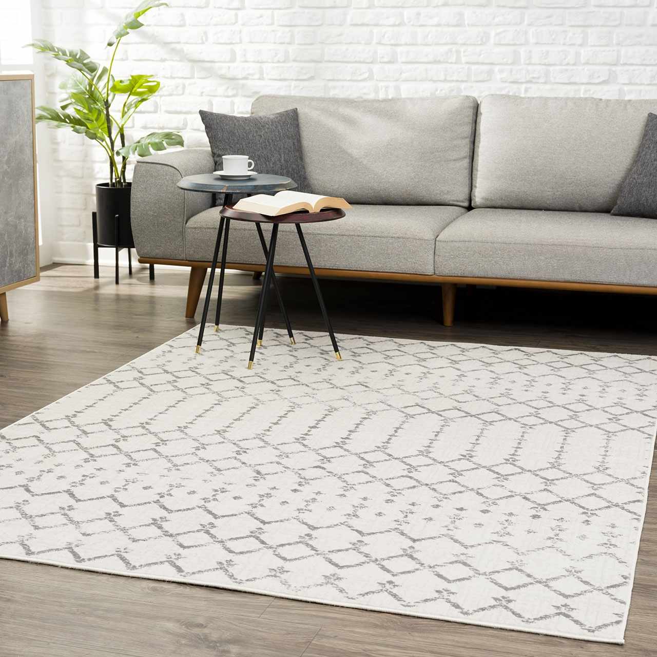 Tigri Aztec 2310 Ivory Rug - Clearance