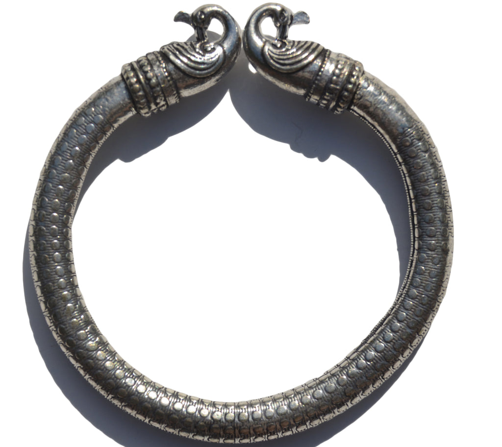 Antique Norse Peacock Head with Dotted Pattern Viking Bracelet